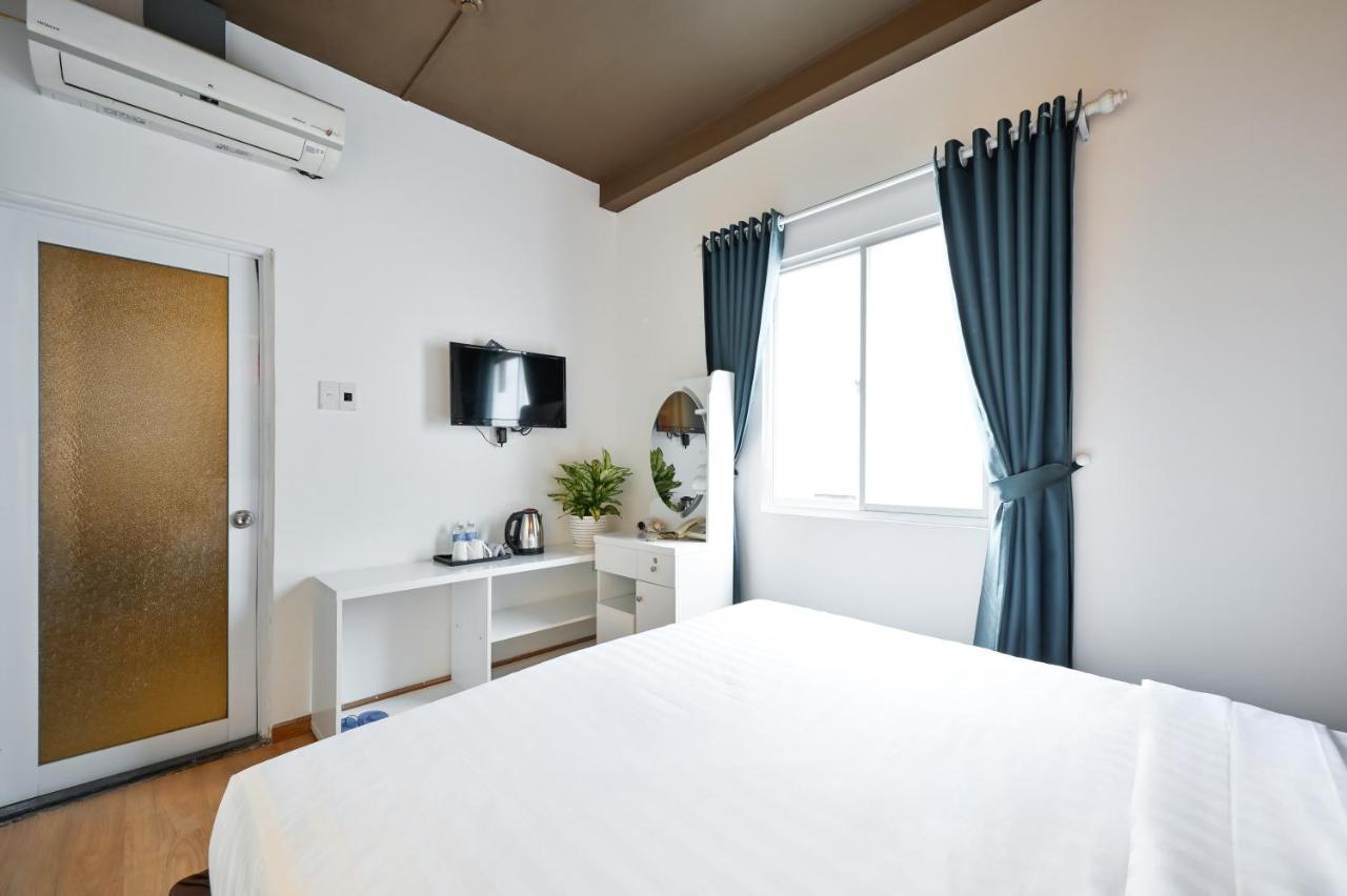 Khách sạn Aivy Boo - Sài Gòn 3*